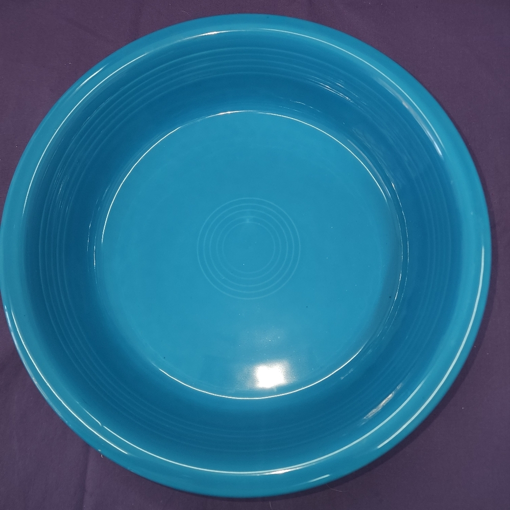 FIESTA RETIRED PEACOCK 2 QUART SERVING BOWL #